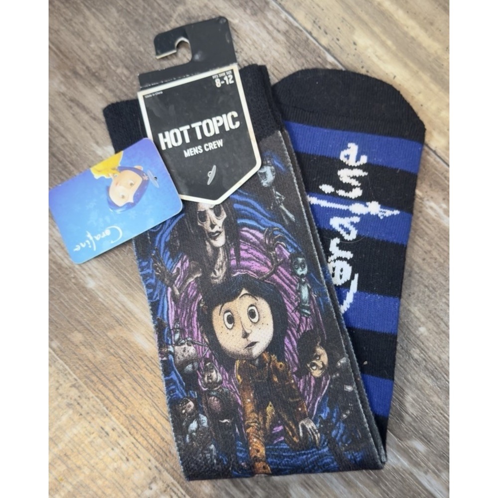 Coraline Hot Topic Men's Crew Socks 8-12 Black Blue Movie Graphic NWT